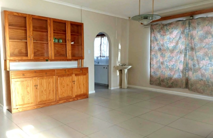 3 Bedroom Property for Sale in Uitenhage Central Eastern Cape